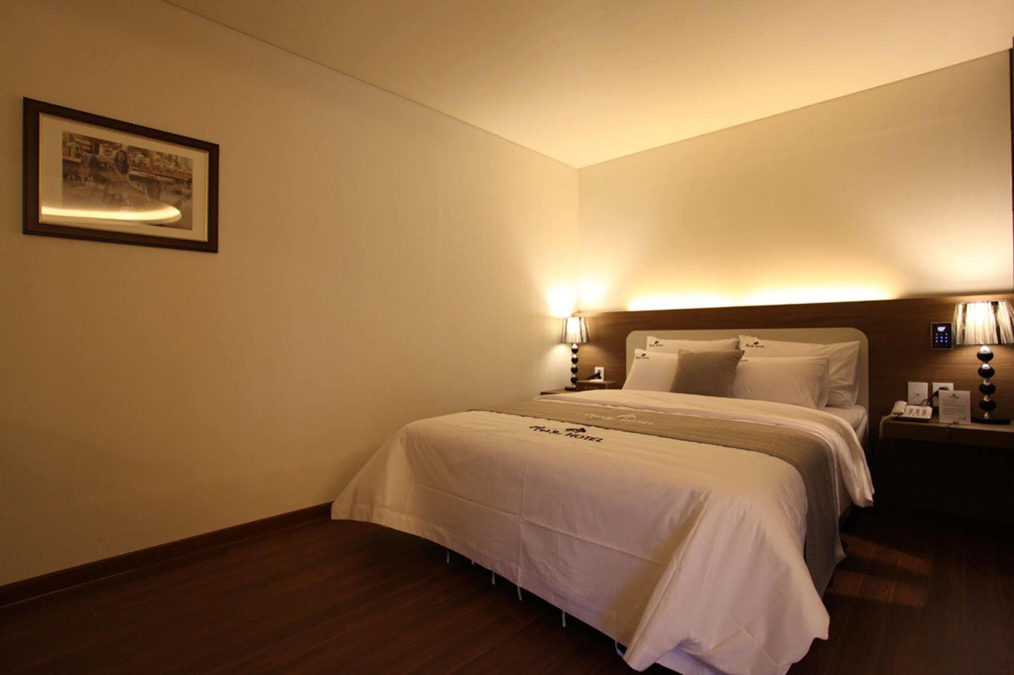 Drive In Hotel Tiamo Pocheon Exterior photo